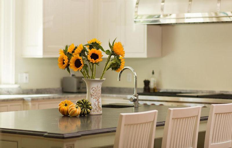 垃圾中轉(zhuǎn)站除臭設備，垃圾中轉(zhuǎn)站除臭方法