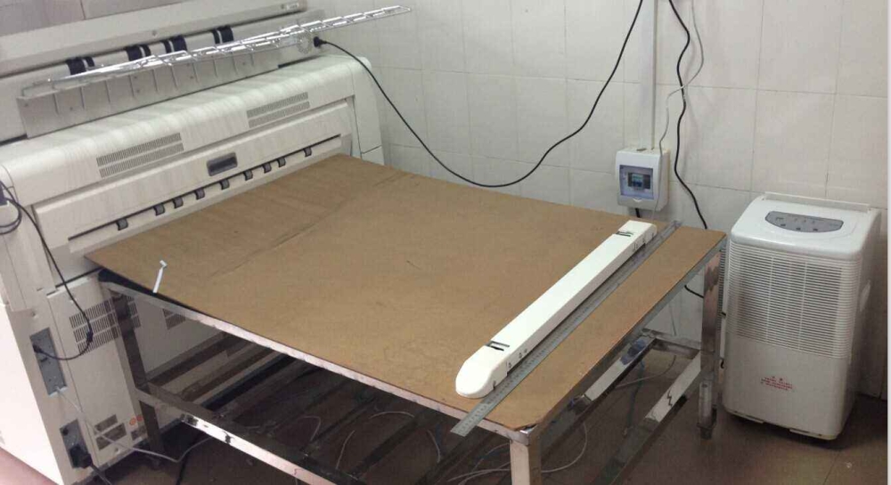 夏天凹印生產(chǎn)要用除濕機(jī)控濕 印刷除濕機(jī)